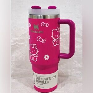 Stanley x Hello Kitty Quencher H2.0 Tumbler 40oz Pink